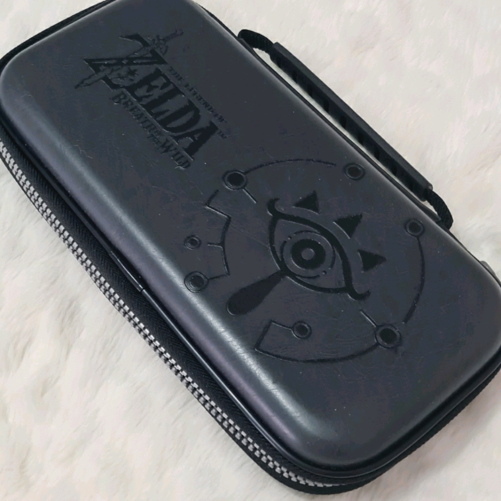 Switch Zelda Case